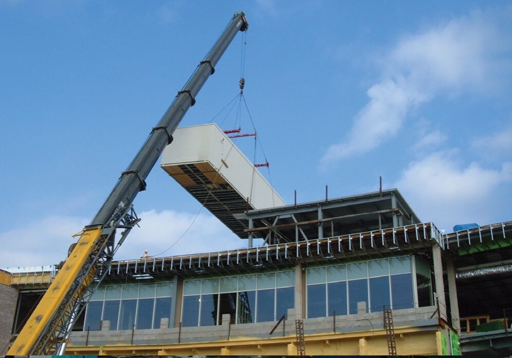 Mammoth Ultraline being placed on a rooftop